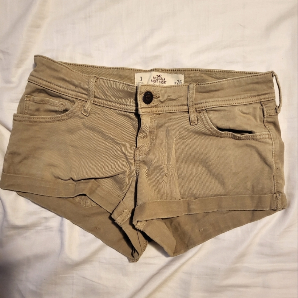 Shorties - Picture 2 of 4